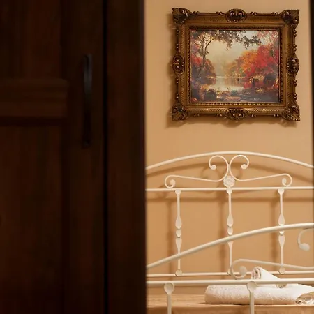 Ruggero I Di Sicilia Bed & Breakfast