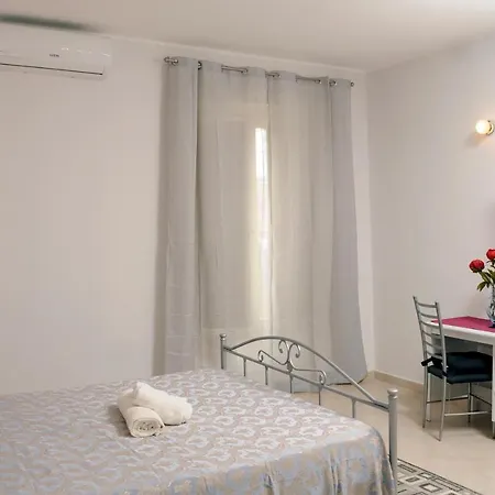 Ruggero I Di Sicilia Bed and Breakfast 3*